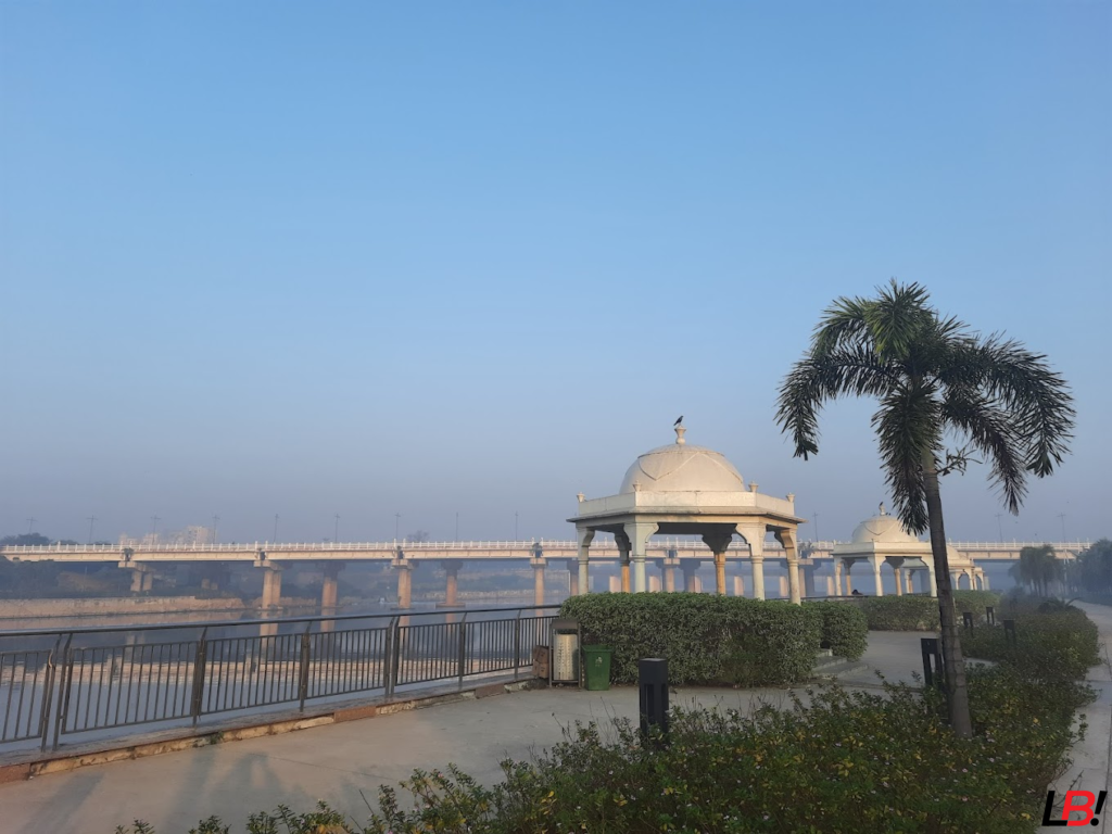 Exploring the Vibrant Gomti Riverfront in Lucknow: A Blend of Nature and Culture 3 | LucknowBuzz Exploring the Vibrant Gomti Riverfront in Lucknow