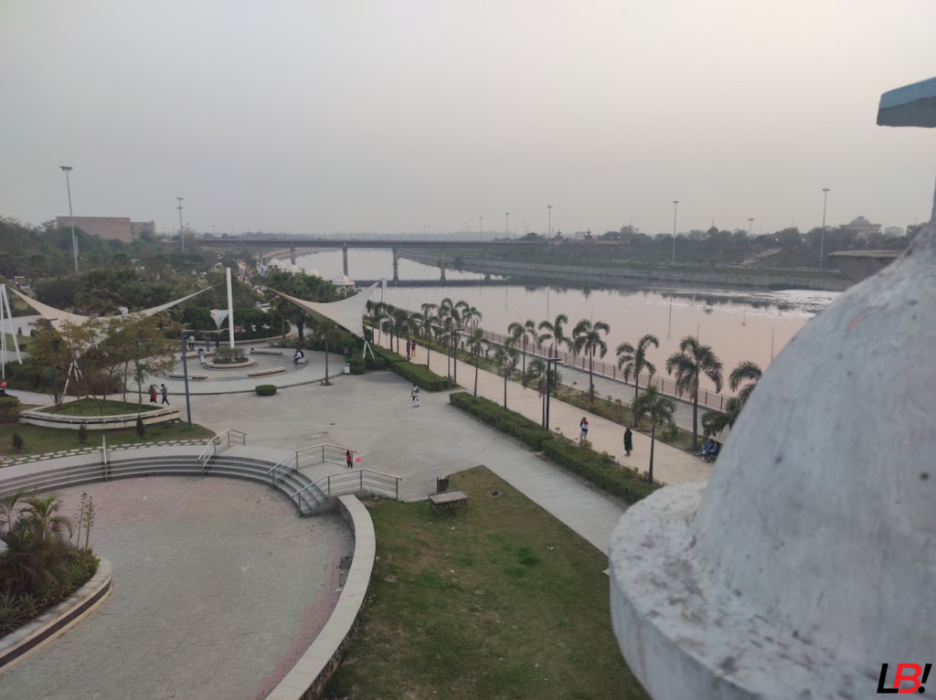 Exploring the Vibrant Gomti Riverfront in Lucknow: A Blend of Nature and Culture 5 | LucknowBuzz Exploring the Vibrant Gomti Riverfront in Lucknow: A Blend of Nature and Culture - Lucknow Buzz | Lucknow City Guide