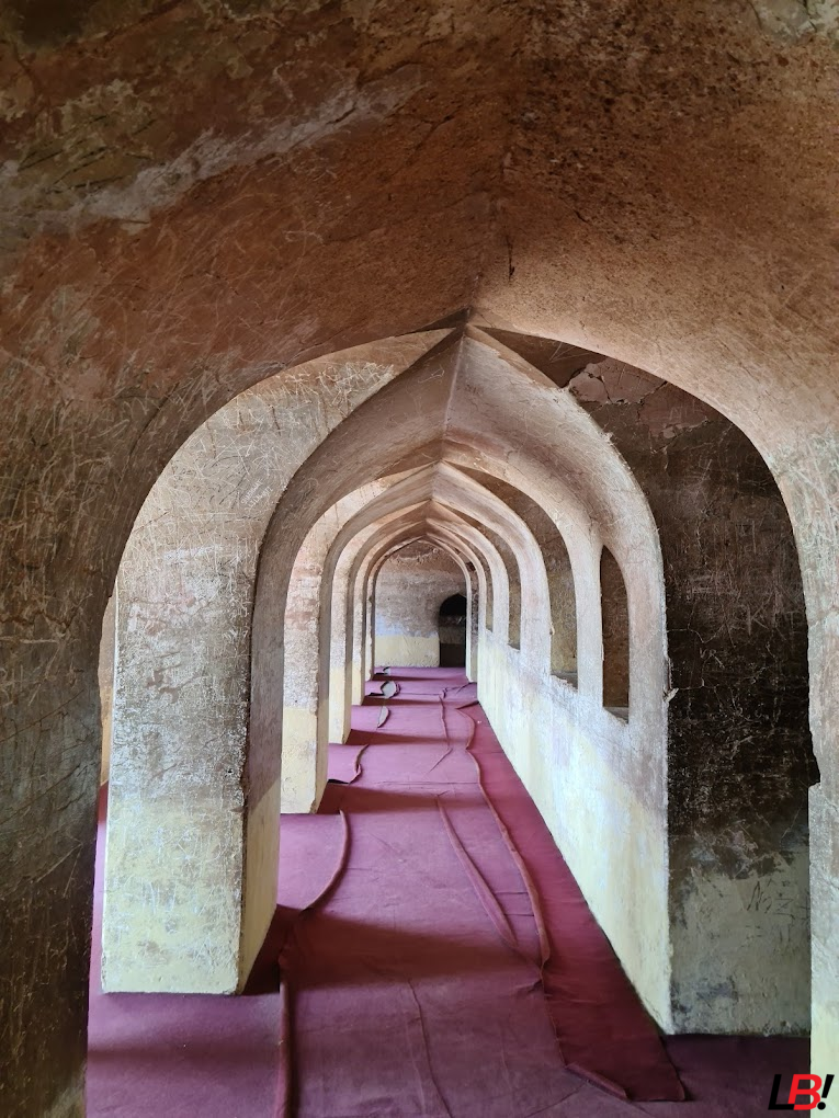 Unveiling the Magnificent Bara Imambara: A Jewel of Lucknow 6 | LucknowBuzz Unveiling the Magnificent Bara Imambara: A Jewel of Lucknow - Lucknow Buzz | Lucknow City Guide